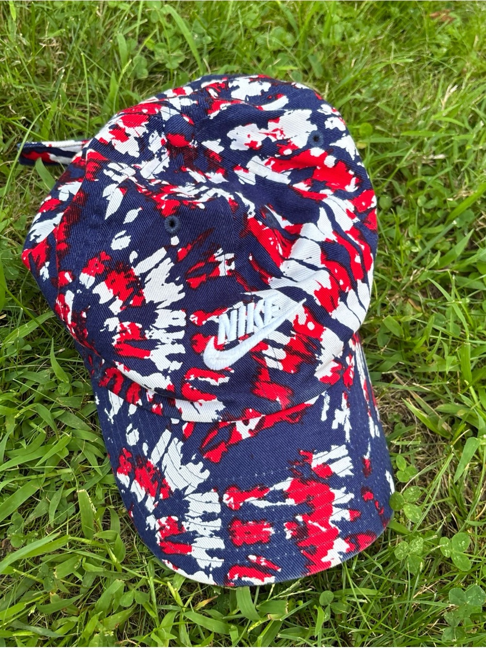 Nike Unisex adult Navy Red White Splatter Pattern Hat